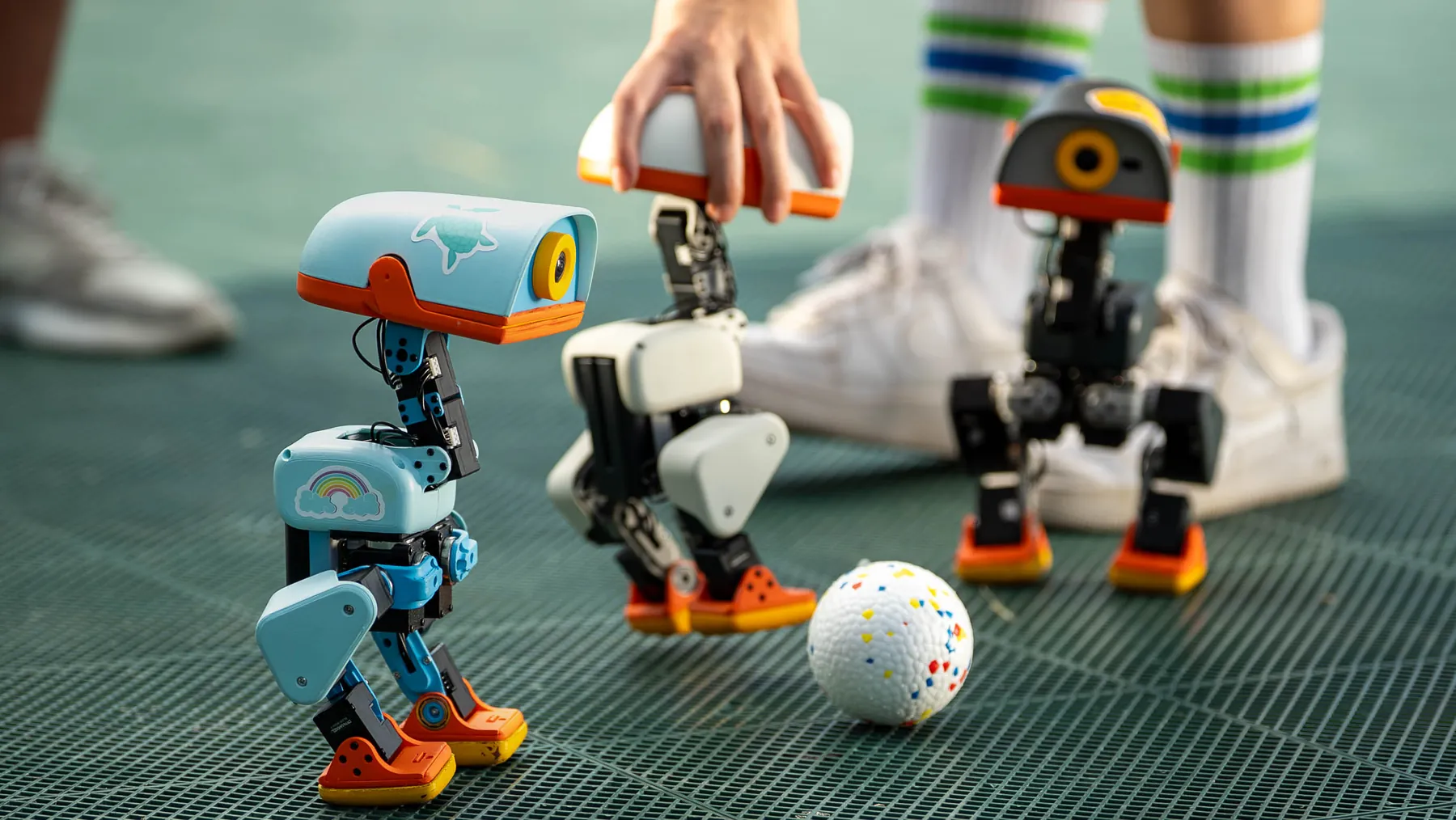 Microduck от Pollen Robotics